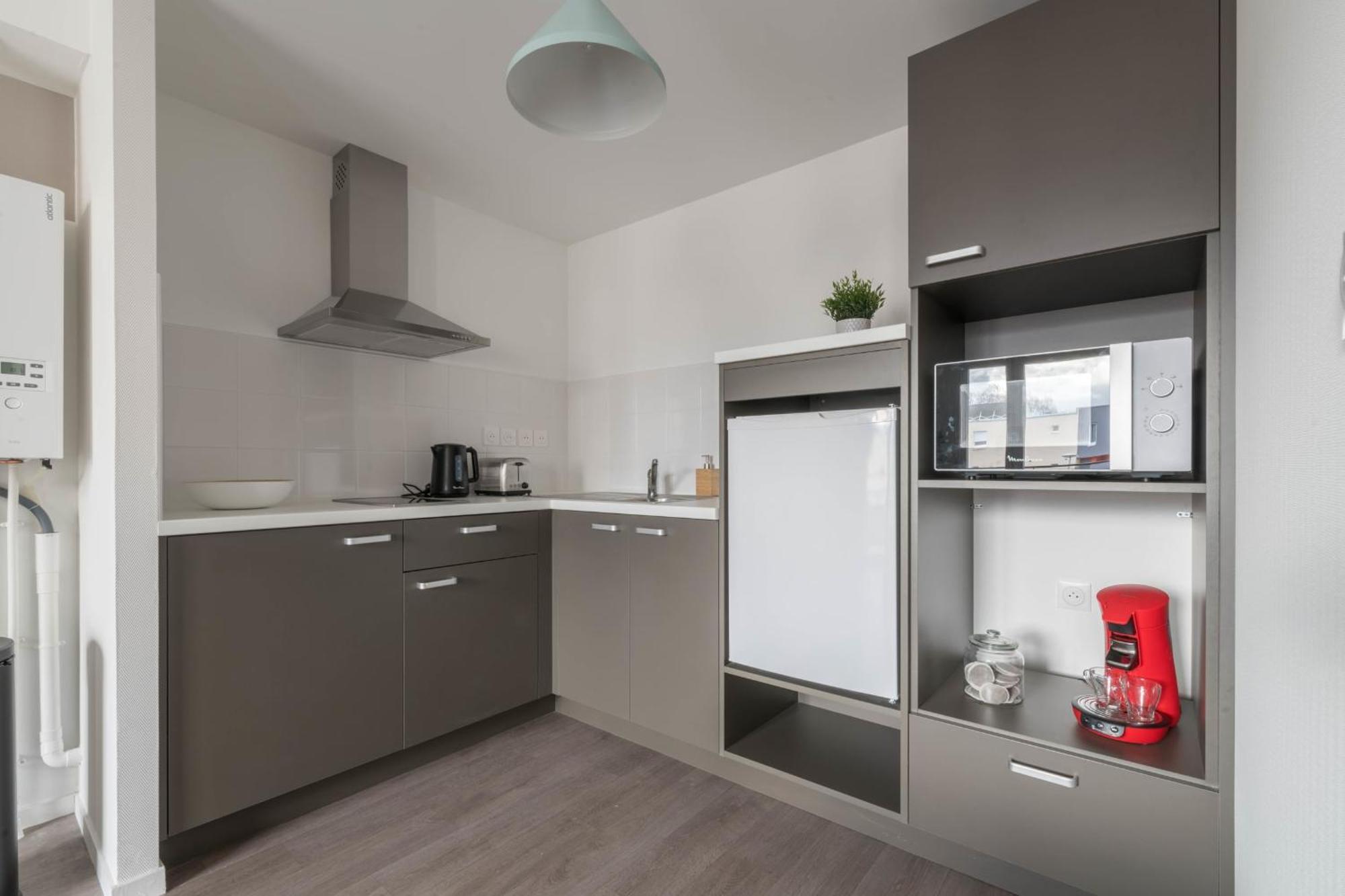 Ferienwohnung Theo - T2 Proche Gare Le Mans Exterior foto