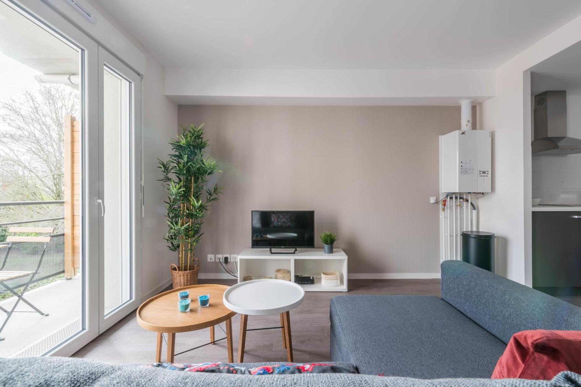 Ferienwohnung Theo - T2 Proche Gare Le Mans Exterior foto