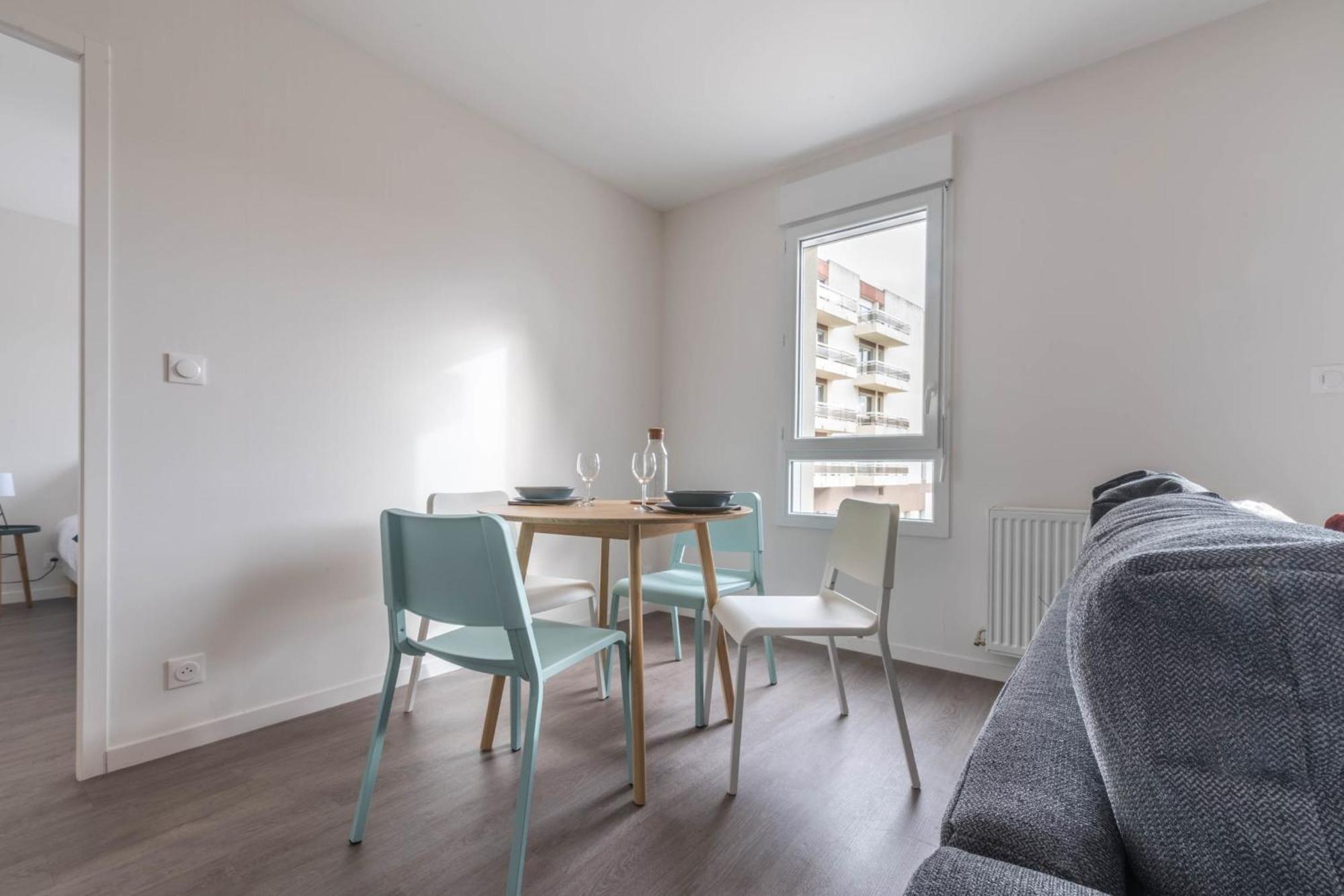 Ferienwohnung Theo - T2 Proche Gare Le Mans Exterior foto